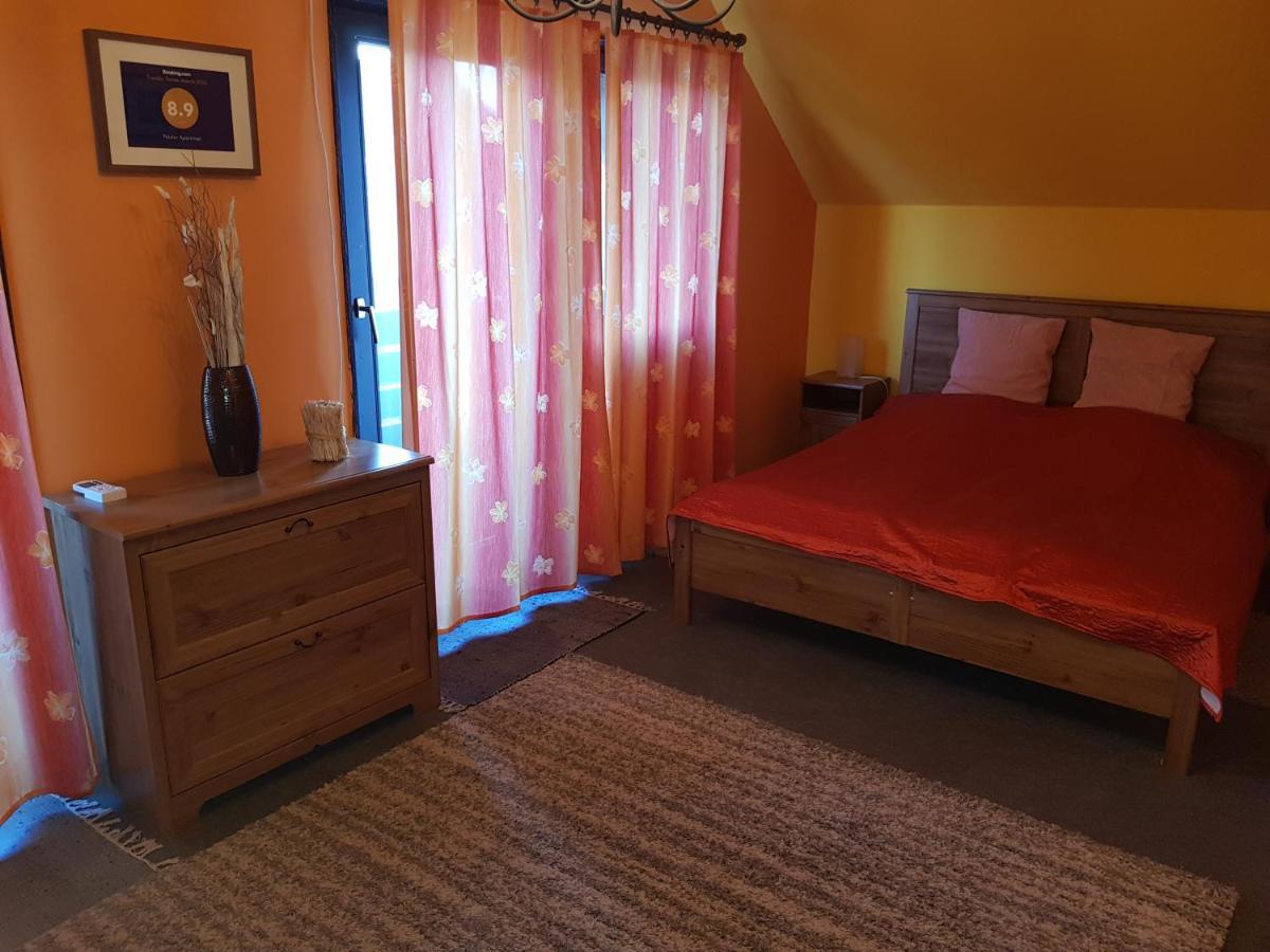 شقة بالاتوليلّي  في Nador Apartman المظهر الخارجي الصورة